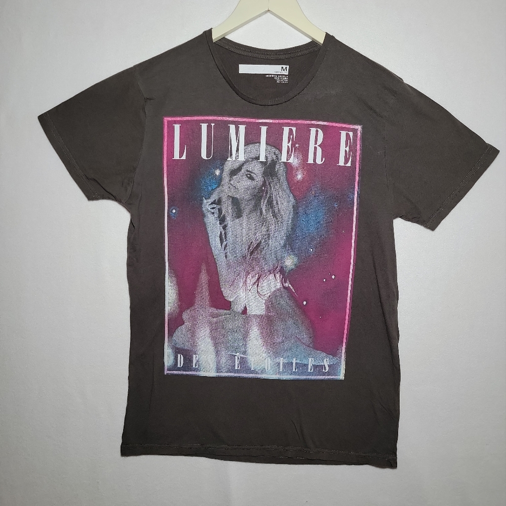 Lumiere Des Etoiles "Starlight Casino" Beautiful Woman Dark Gray T Shirt Size M.